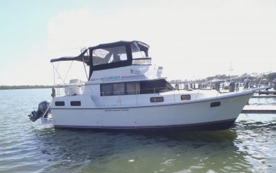 36′ Carver Aft Cabin