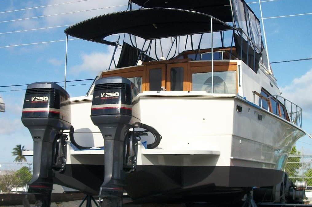 33′ Carver Mariner
